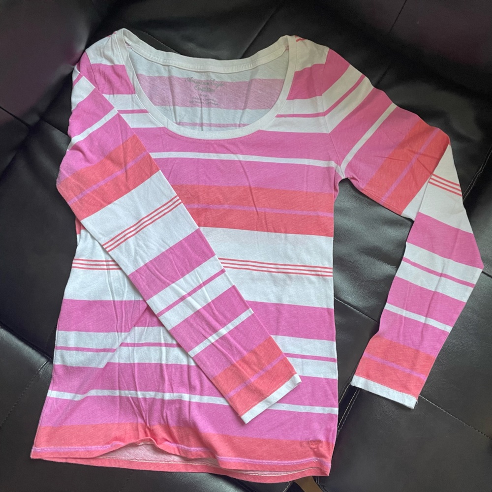 American eagle long sleeve tee